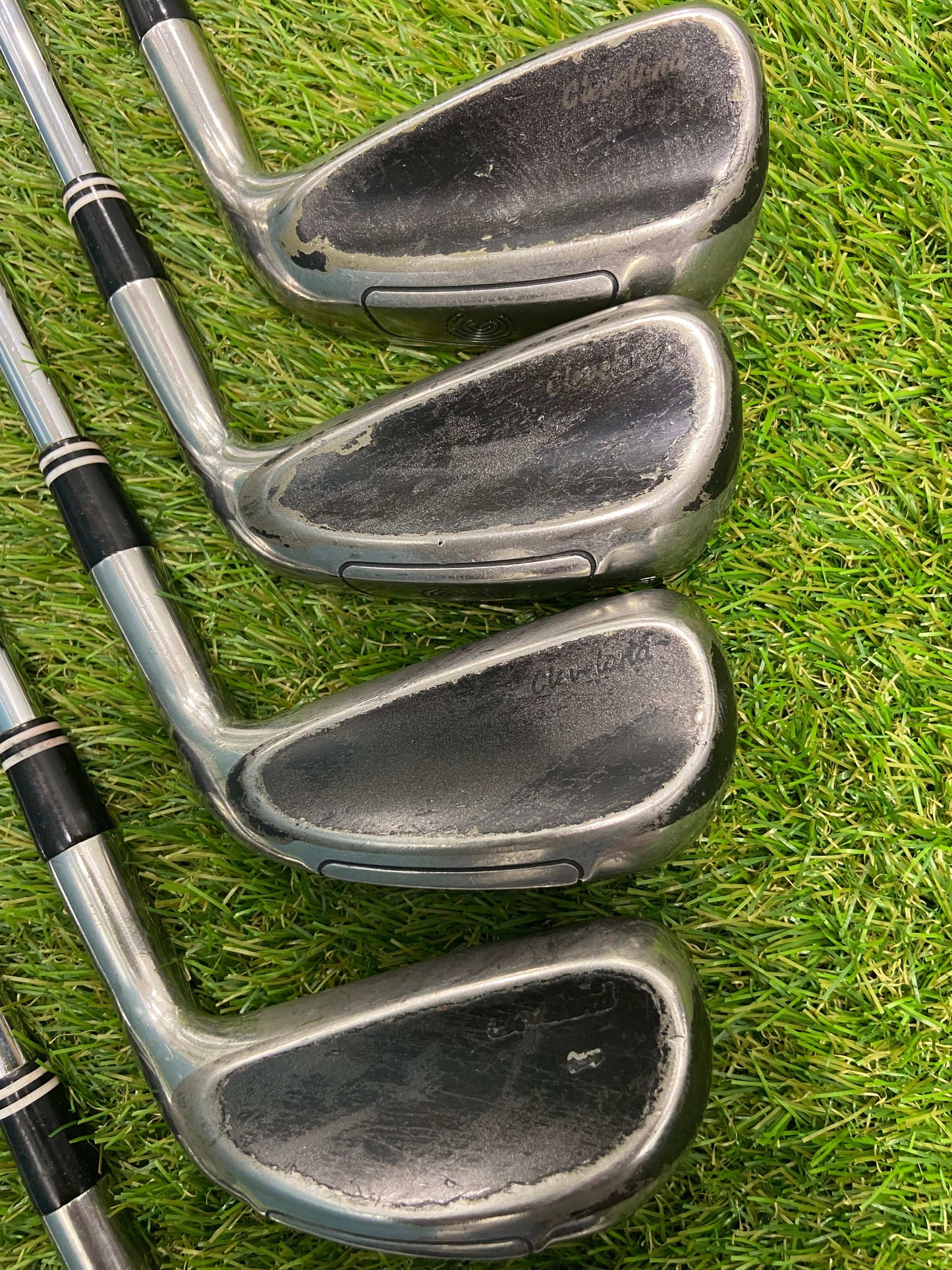 Cleveland HiBore XLi Iron Set 4i-PW