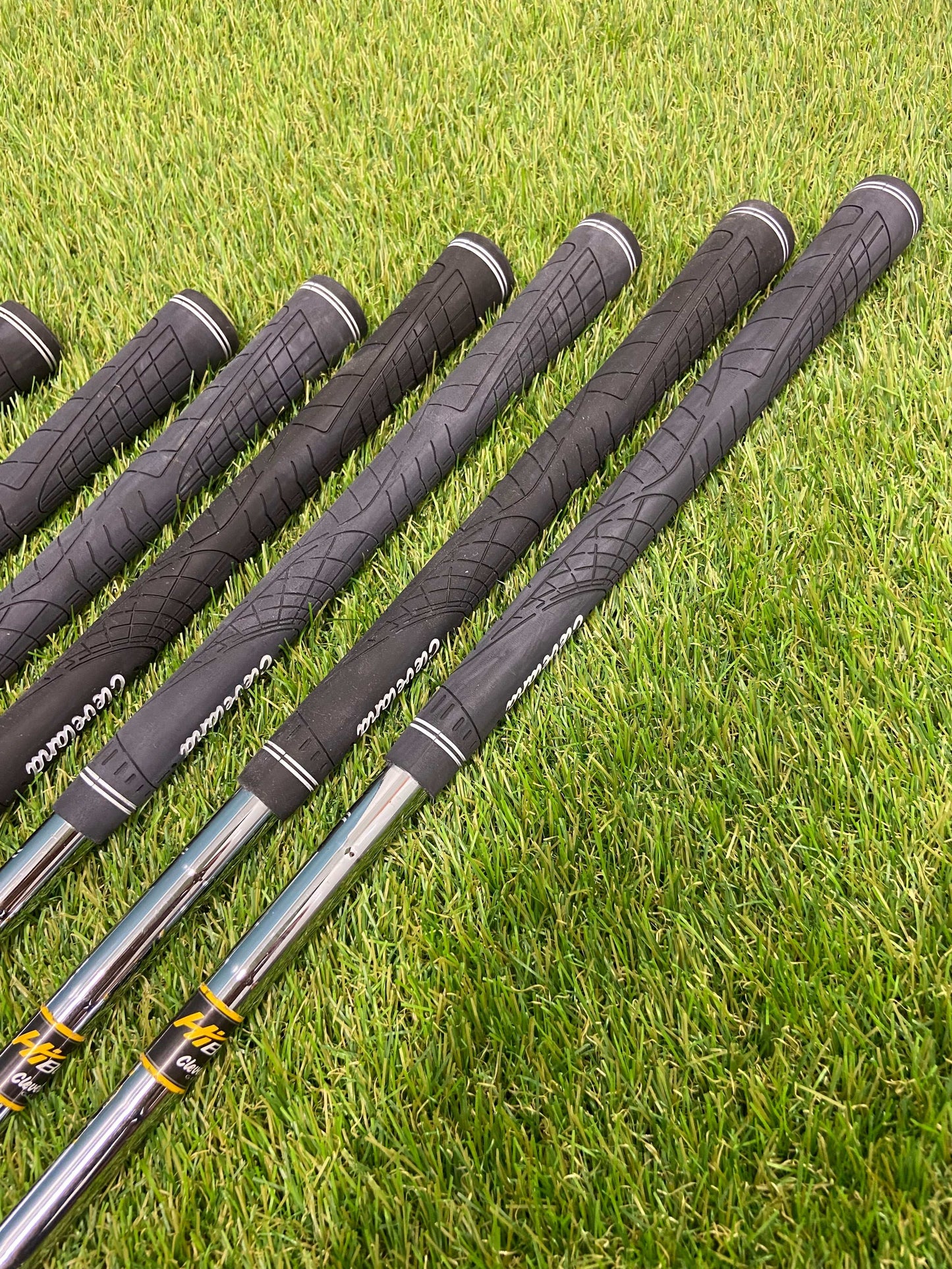 Cleveland HiBore XLi Iron Set 4i-PW