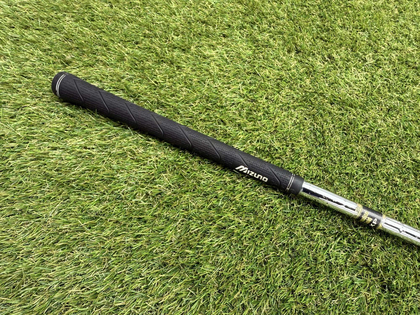 Mizuno JPX 825 4 iron