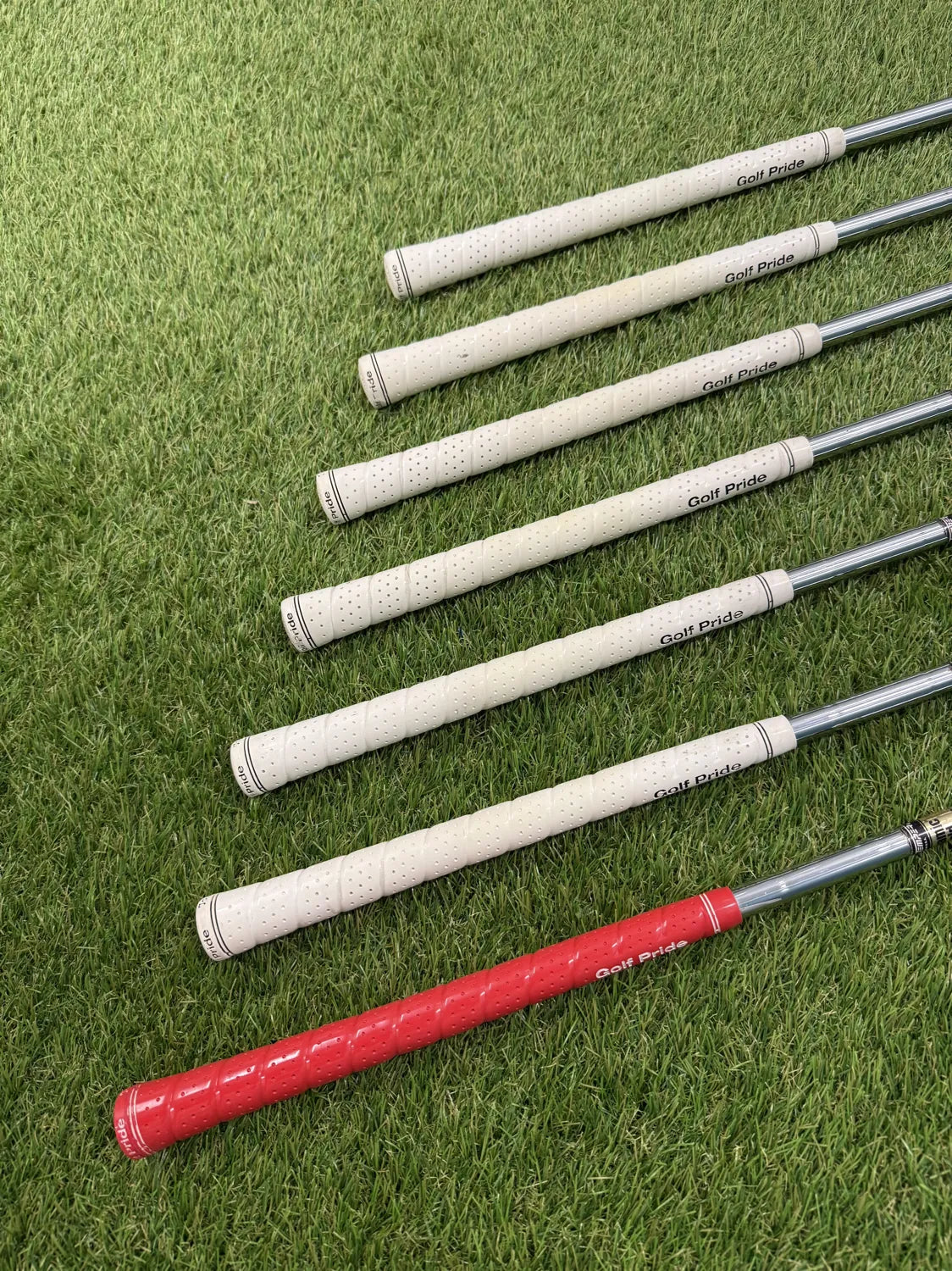 Mizuno MP32 Forged Irons (4i-PW, Regular Flex)