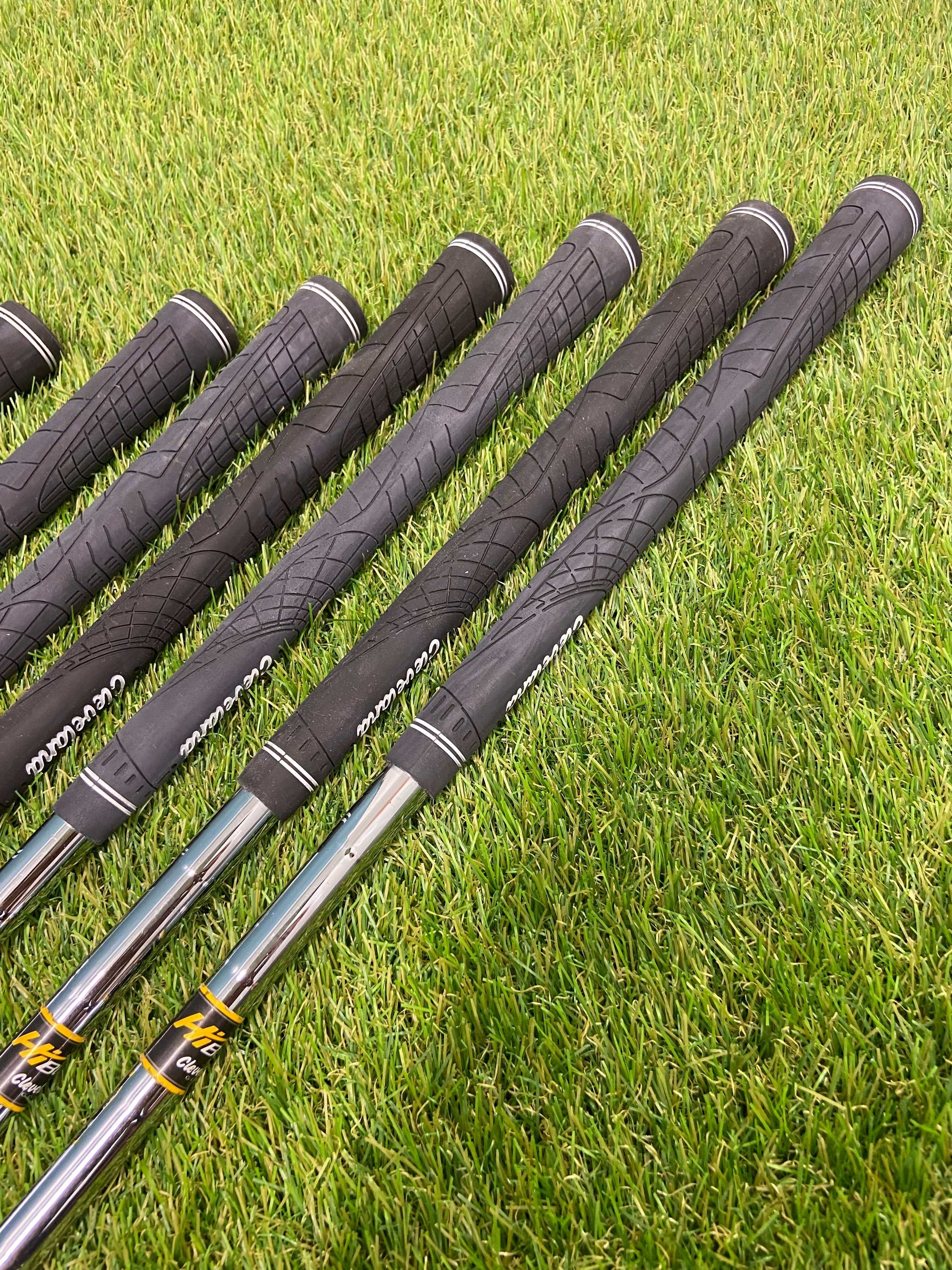 Cleveland HiBore XLi Iron Set 4i-PW
