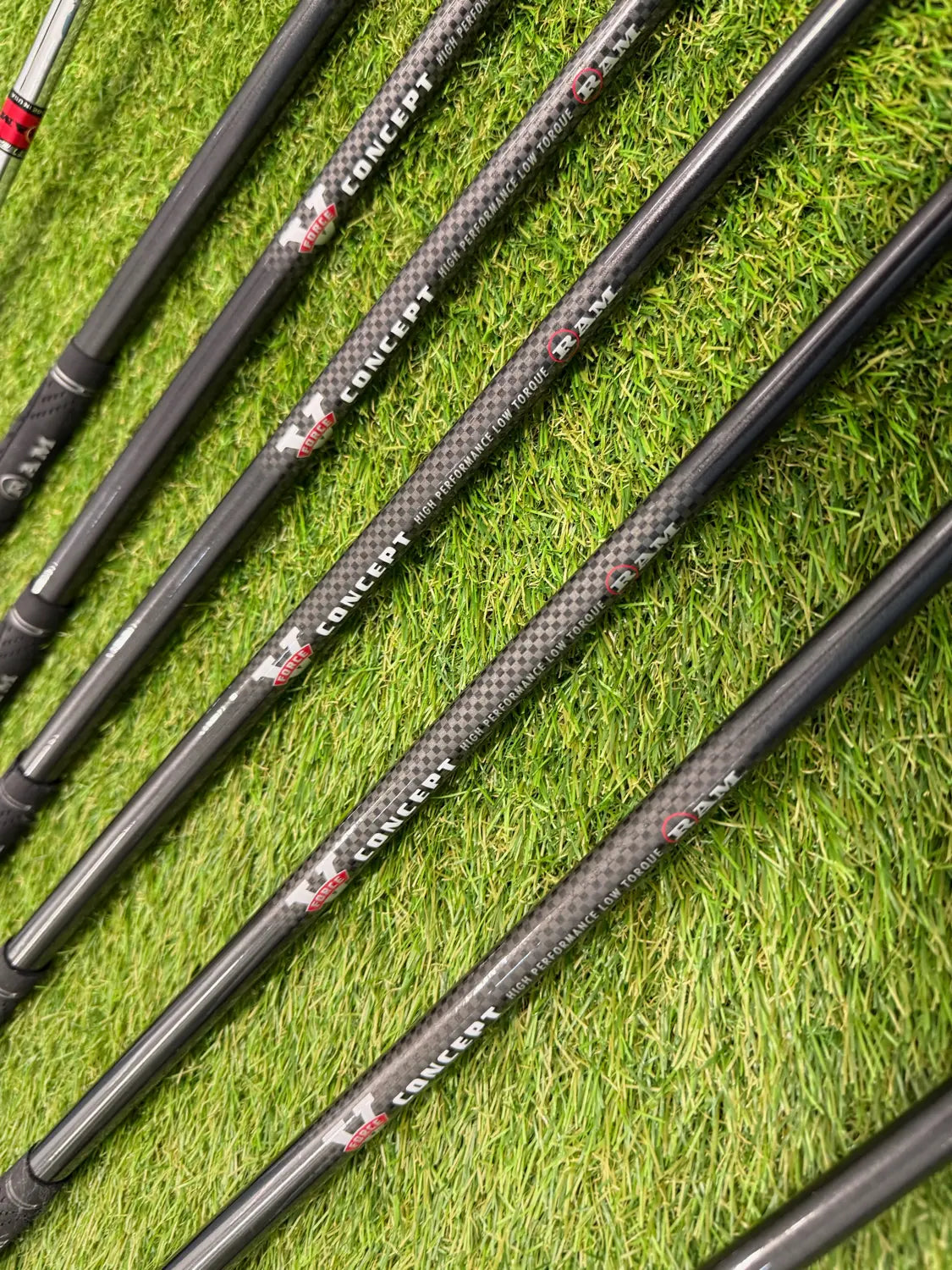 RAM Concept Golf Club Full Set (Driver, 3&4 Hybrids, 5i-SW, Putter)